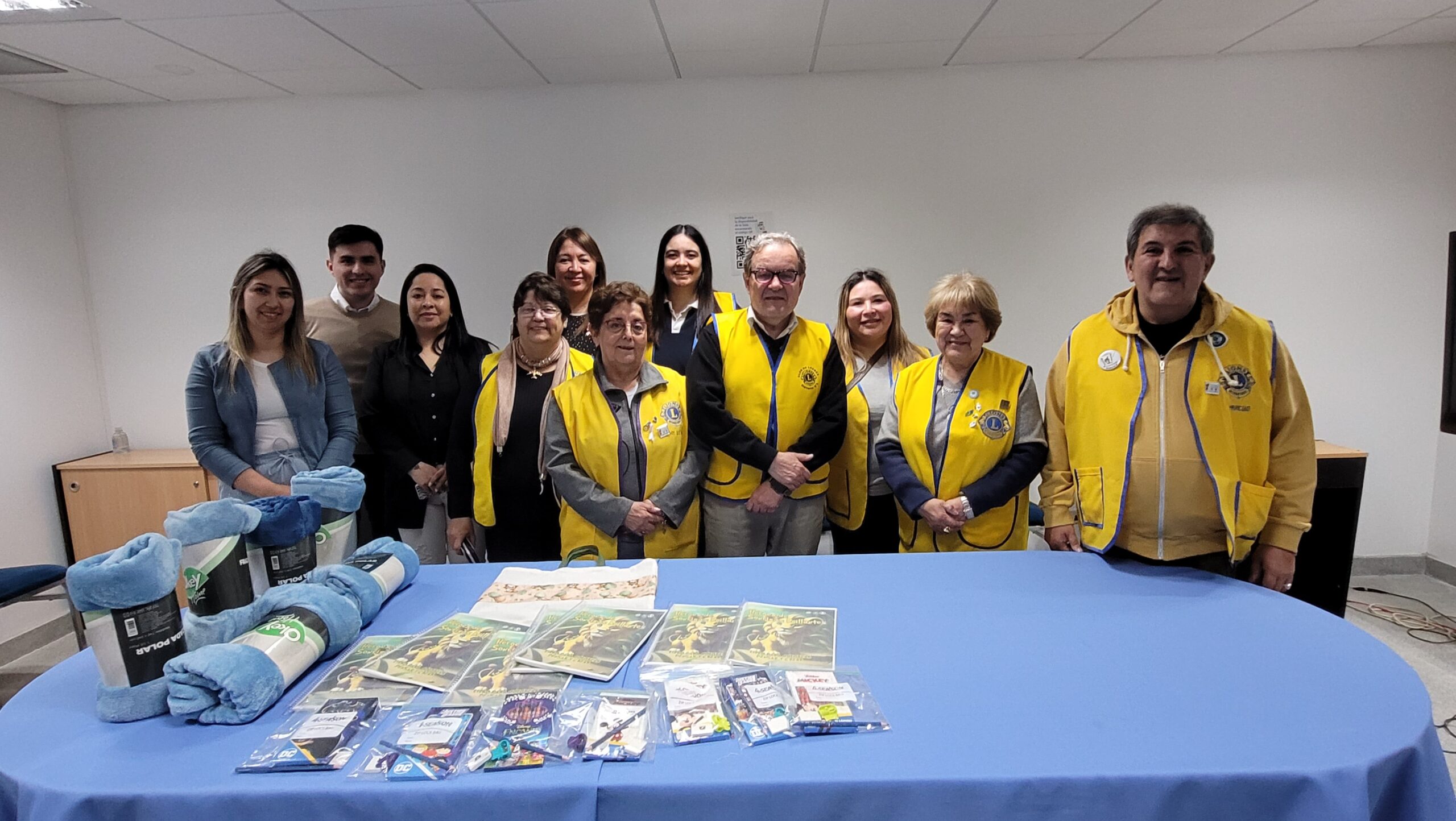 VISITA INSTITUCIONAL DEL CLUB DE LEONES RÍO GALLEGOS