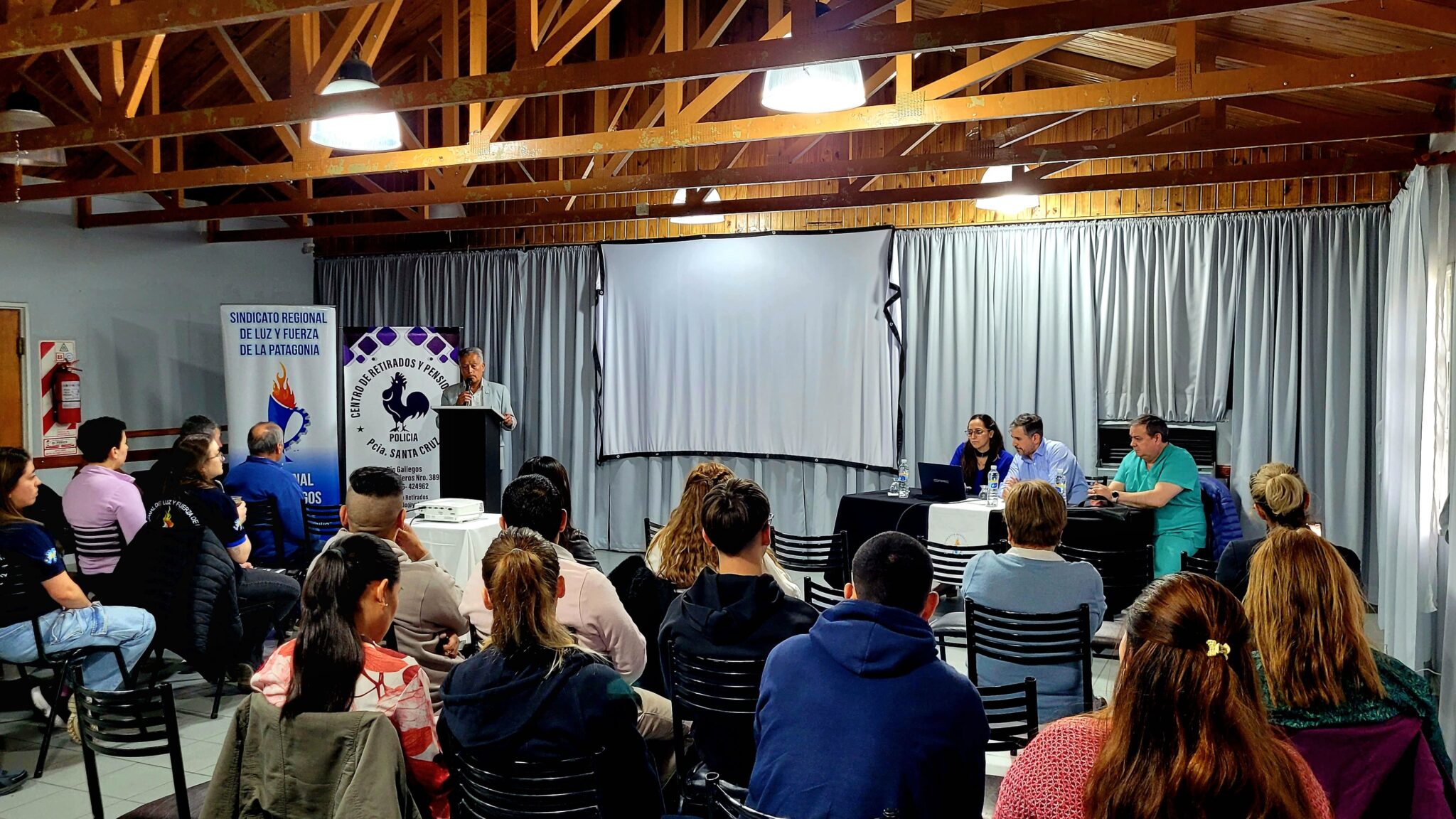 Charla CANCER MAMA PROSTATA 07