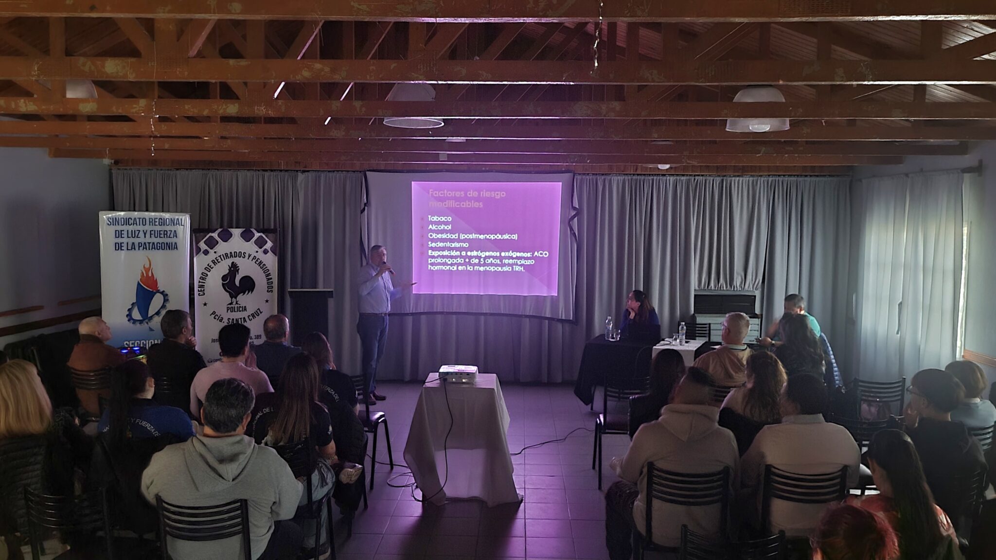 Charla CANCER MAMA PROSTATA 12