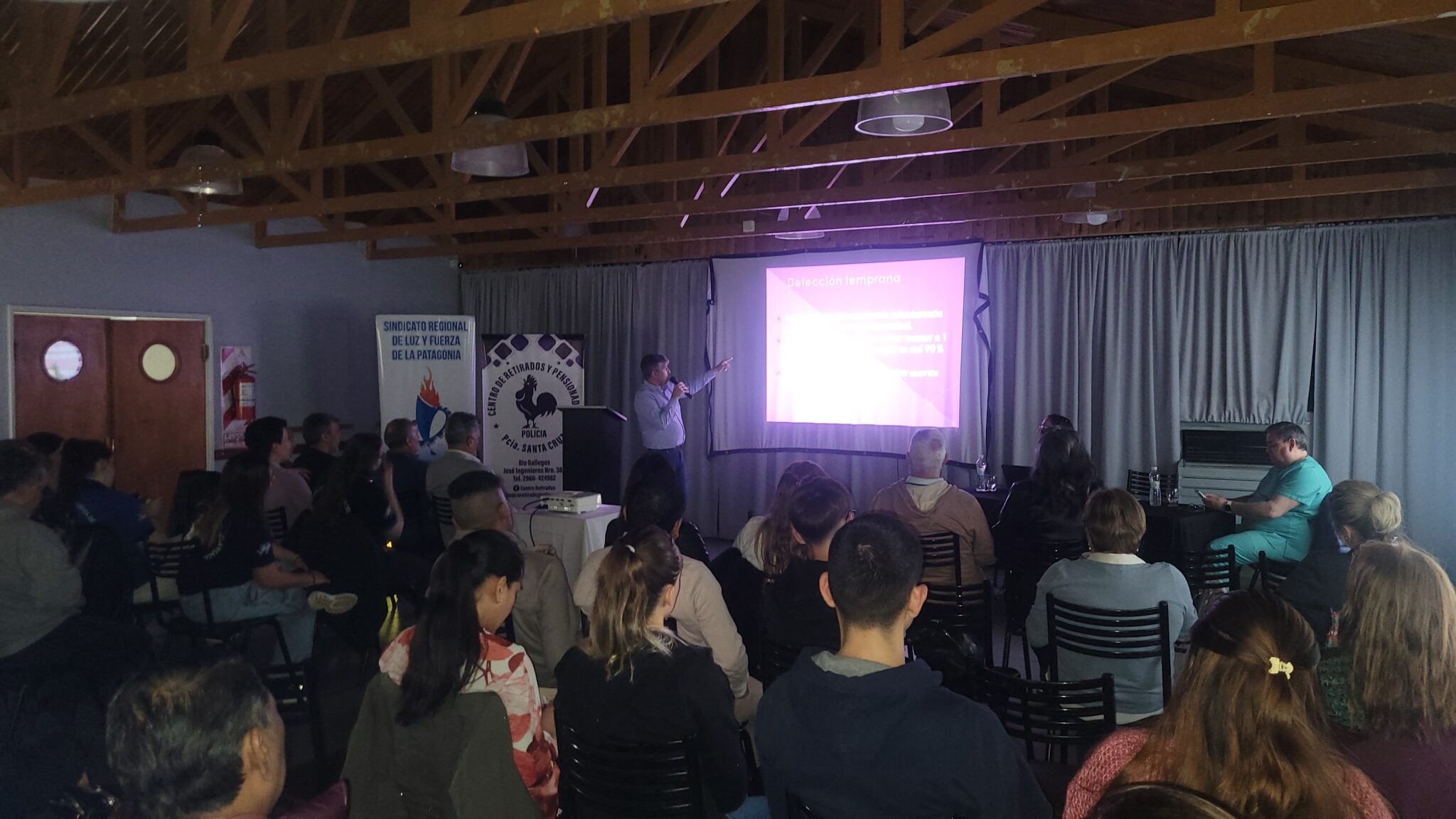 Charla CANCER MAMA PROSTATA 13