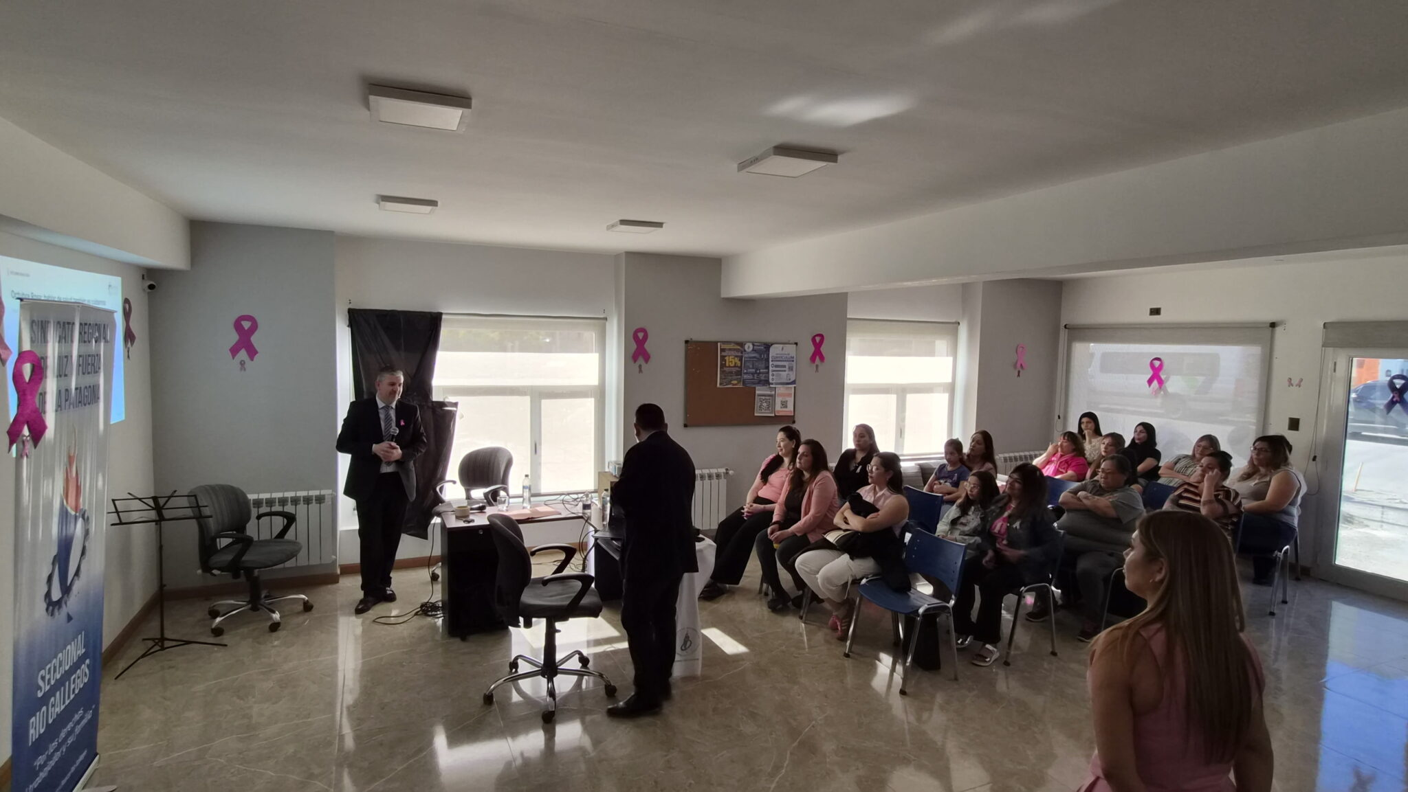 Charla Rosa Luz y Fuerza 06